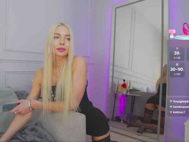 WhiteGirl-one webcam