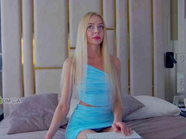 WhiteGirl-one webcam