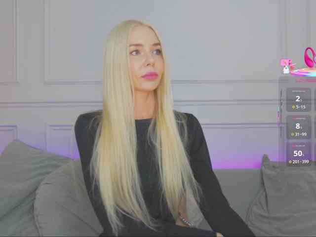 WhiteGirl-one webcam