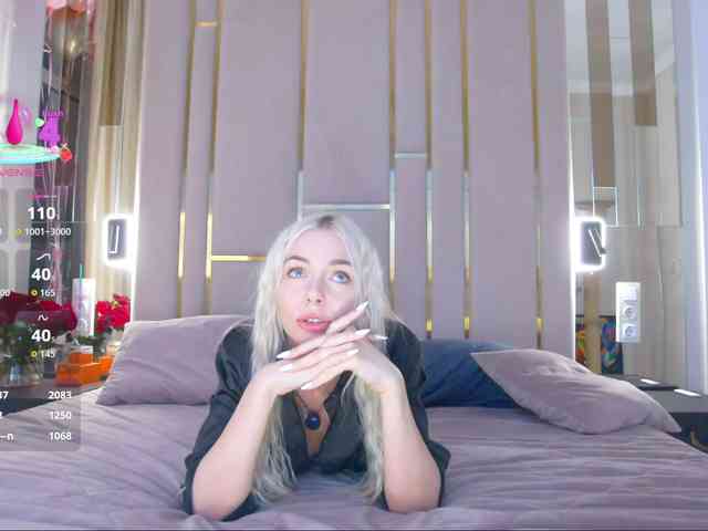 WhiteGirl-one webcam