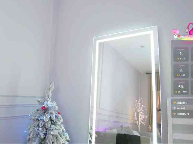 WhiteGirl-one webcam