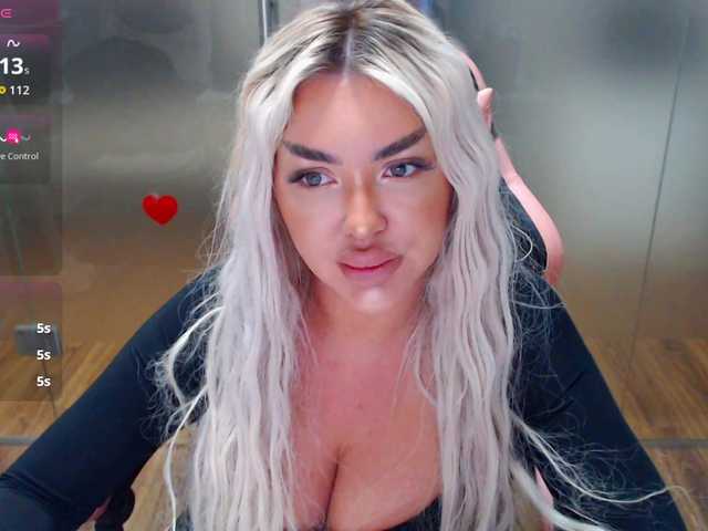  SarahStone chat room