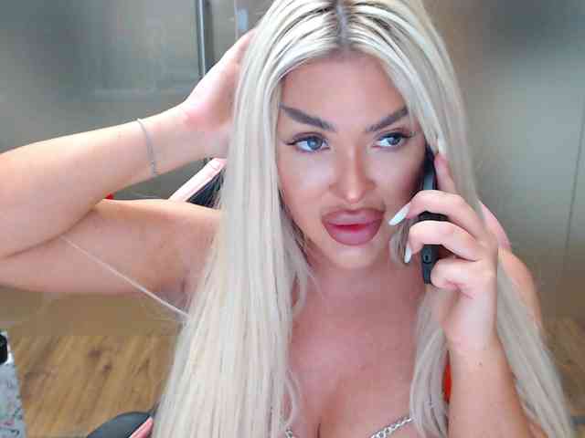 SarahStone webcam