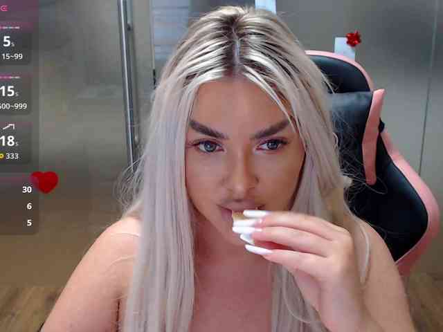 SarahStone webcam
