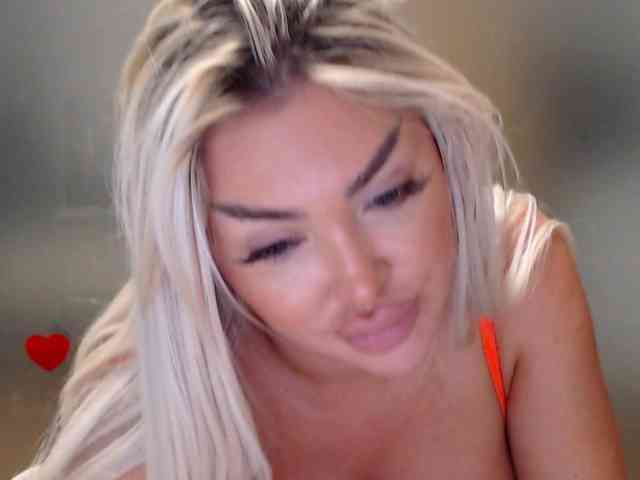 SarahStone webcam