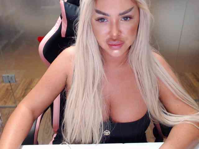 SarahStone webcam