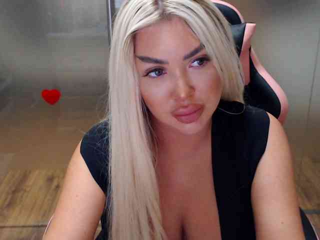 SarahStone webcam