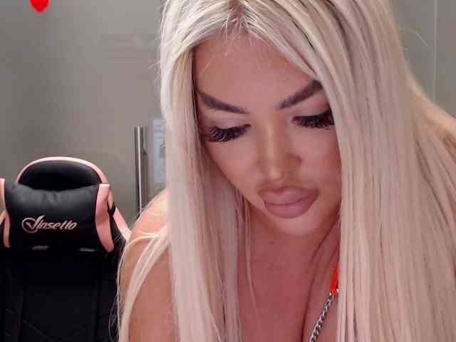 SarahStone webcam