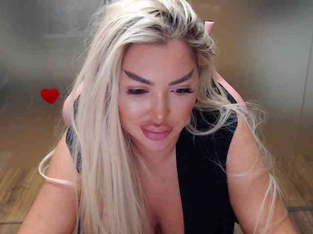 SarahStone webcam