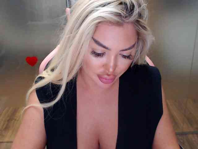 SarahStone webcam
