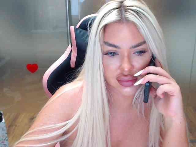 SarahStone webcam