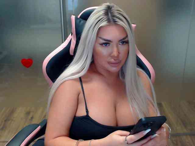 SarahStone webcam