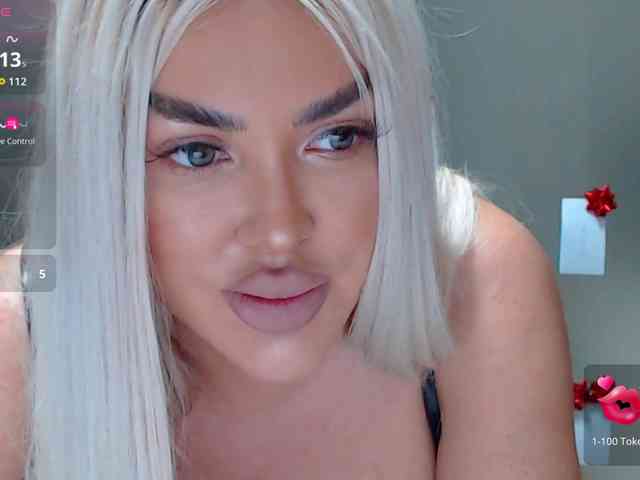 SarahStone webcam