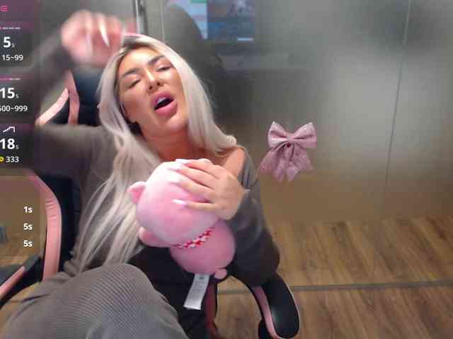 SarahStone webcam