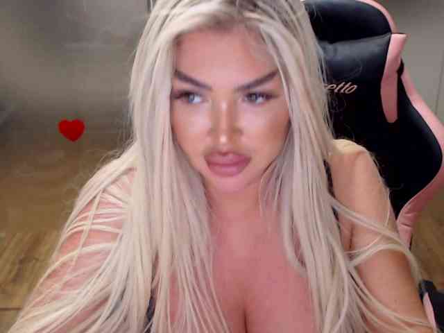 SarahStone webcam