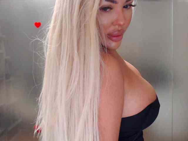free video chatroom SarahStone