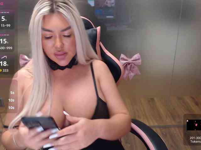 SarahStone webcam