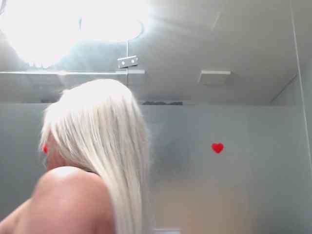 SarahStone webcam