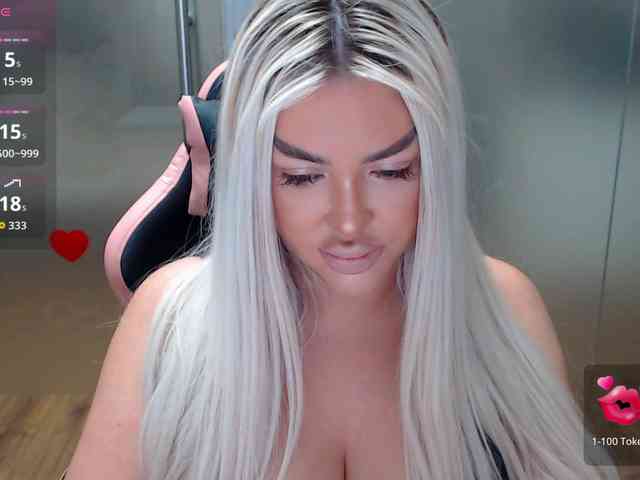 SarahStone webcam