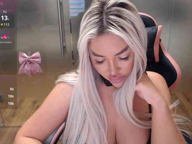 SarahStone webcam