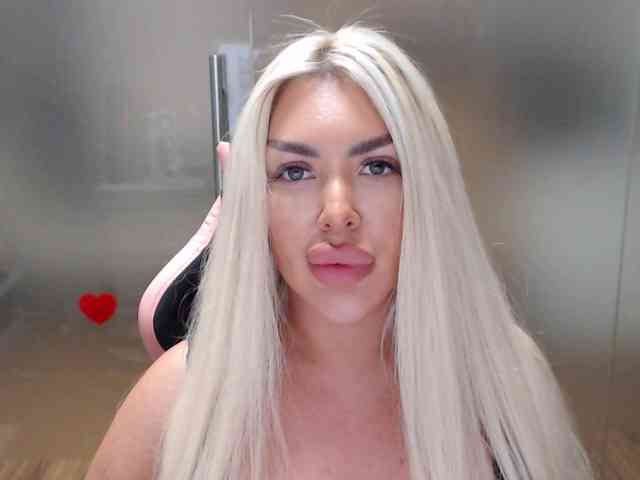 SarahStone webcam