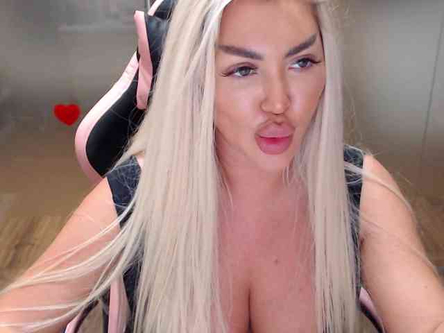 SarahStone webcam