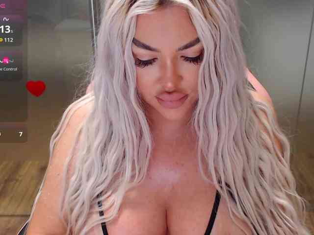SarahStone webcam