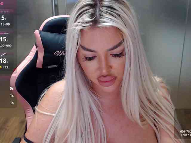 SarahStone webcam