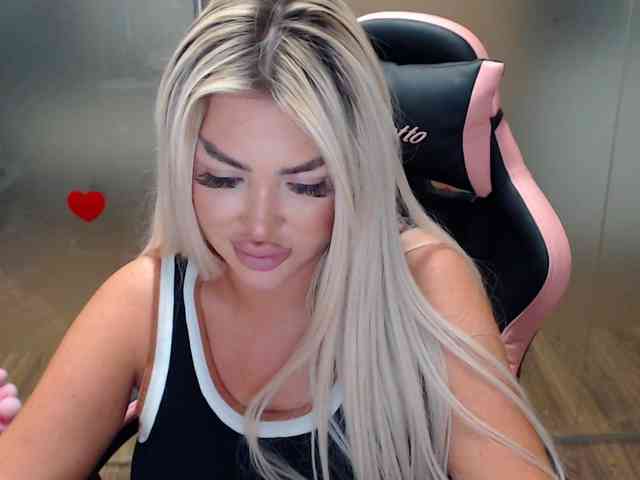 SarahStone webcam