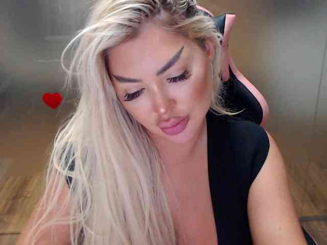 SarahStone webcam