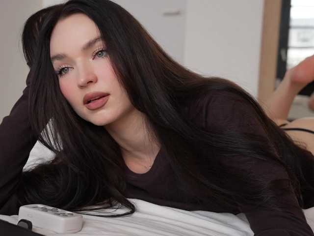 Merrimarina's BongaCams show and profile