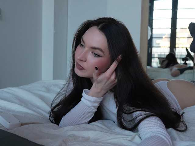 Merrimarina's BongaCams show and profile