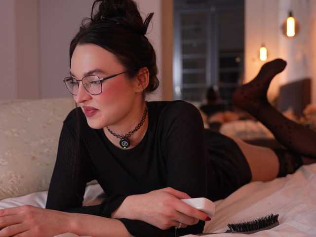 Merrimarina's BongaCams show and profile