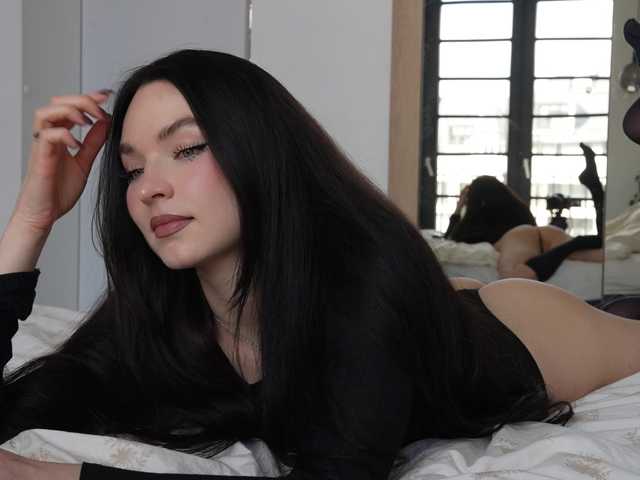 Merrimarina's BongaCams show and profile