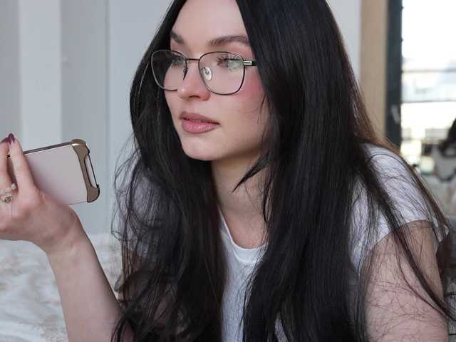 Merrimarina's BongaCams show and profile