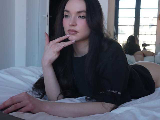 Merrimarina's BongaCams show and profile