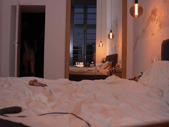 Merrimarina's BongaCams show and profile