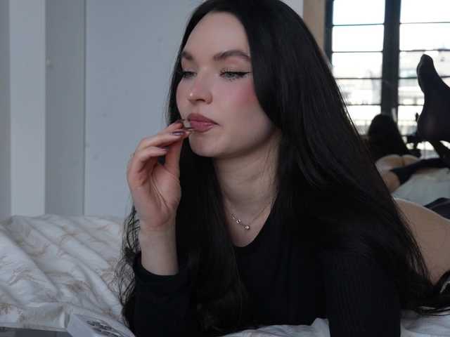 Merrimarina's BongaCams show and profile