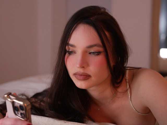 Merrimarina's BongaCams show and profile