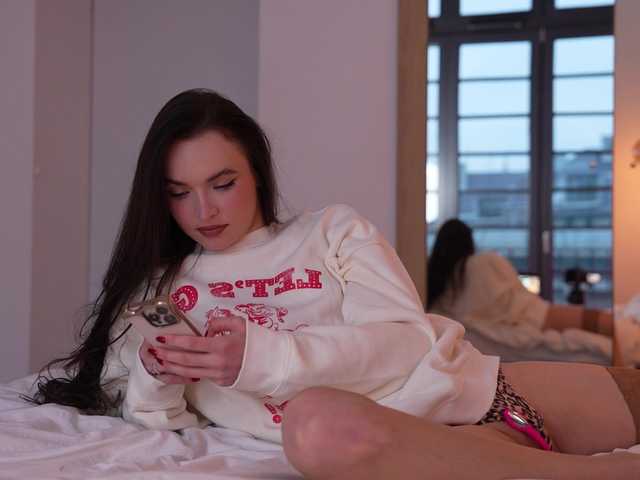 Merrimarina's BongaCams show and profile