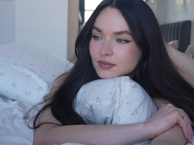 Merrimarina's BongaCams show and profile