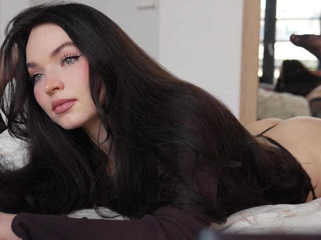 Merrimarina's BongaCams show and profile