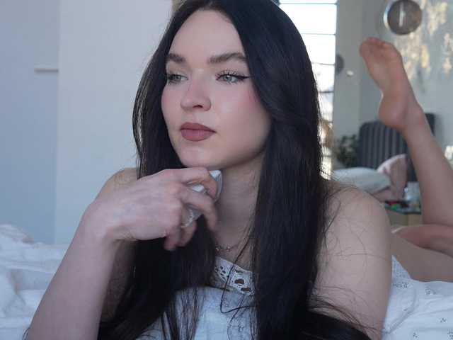 Merrimarina's BongaCams show and profile