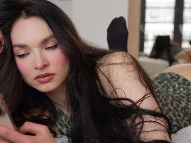 Merrimarina's BongaCams show and profile