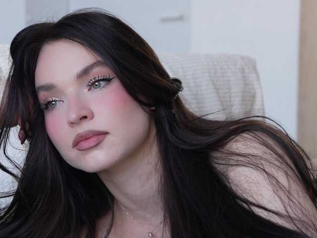 Merrimarina's BongaCams show and profile