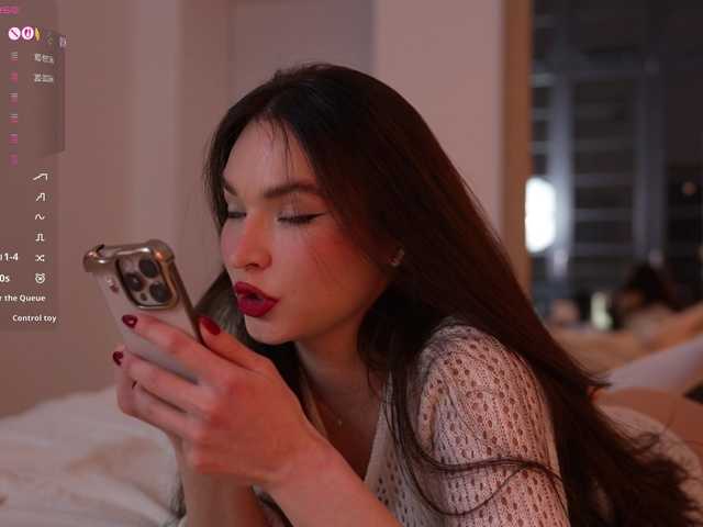 Merrimarina's BongaCams show and profile