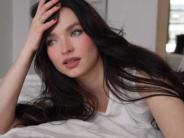 Merrimarina's BongaCams show and profile