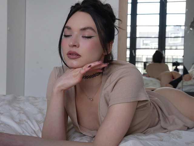 Merrimarina's BongaCams show and profile