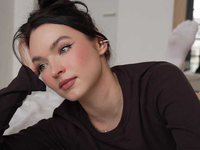 Merrimarina's BongaCams show and profile