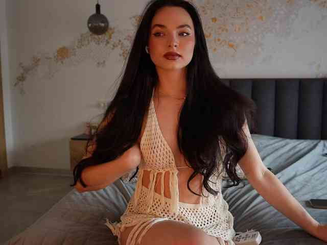 blackvelveet webcam